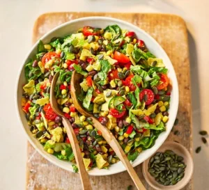 Tomato-and-black-bean-taco-salad