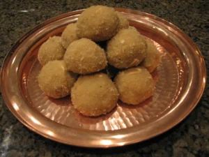 Churma Laddu